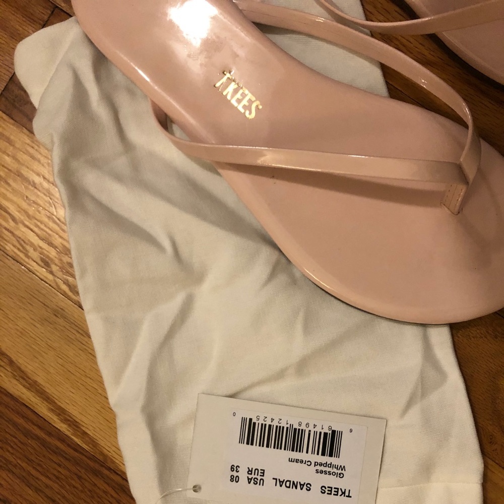 TKEES flip flops